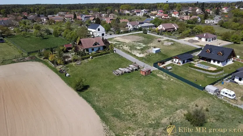 Prodej pozemku pro bydlení, Loučeň, 811 m2