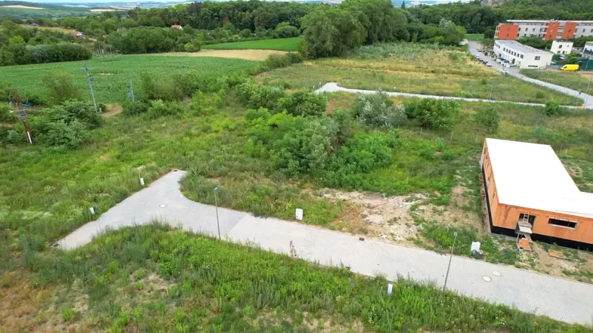 Prodej pozemku pro bydlení, Mikulov, Odbojářů, 721 m2