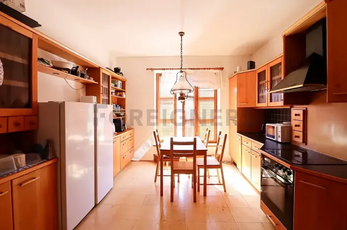 Pronájem pokoje, Brno, Březová, 210 m2