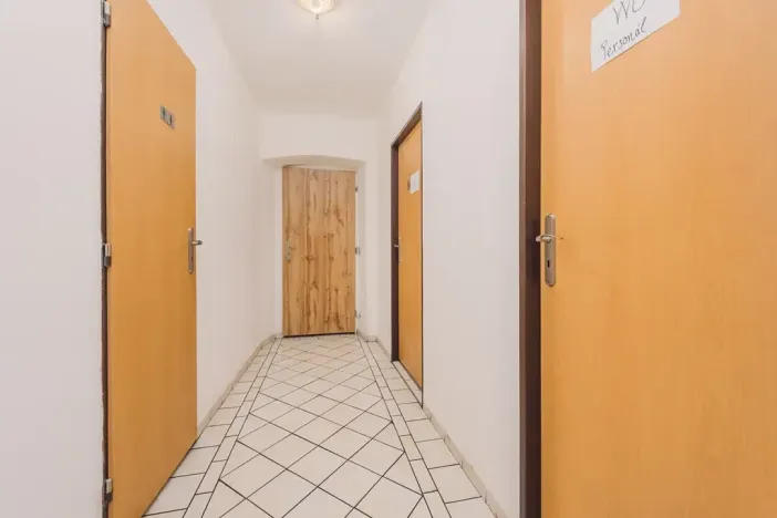 Pronájem restaurace, Přelouč, Masarykovo náměstí, 50 m2