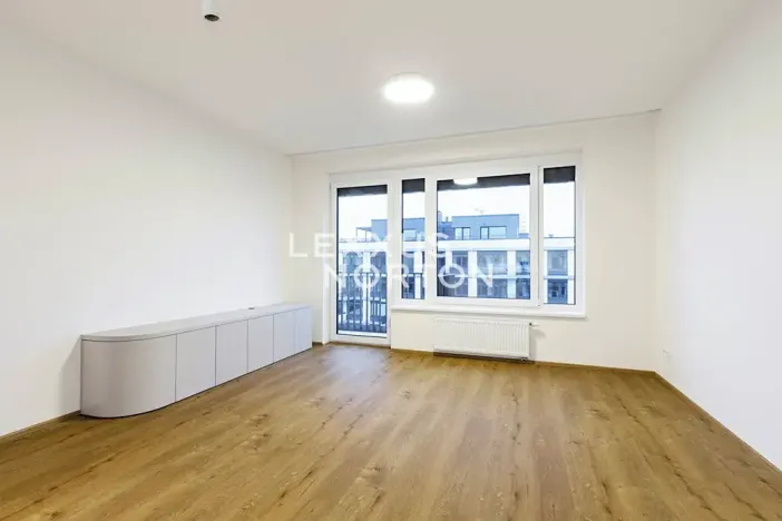 Pronájem bytu 2+kk, Praha - Vysočany, Stejnosměrná, 57 m2