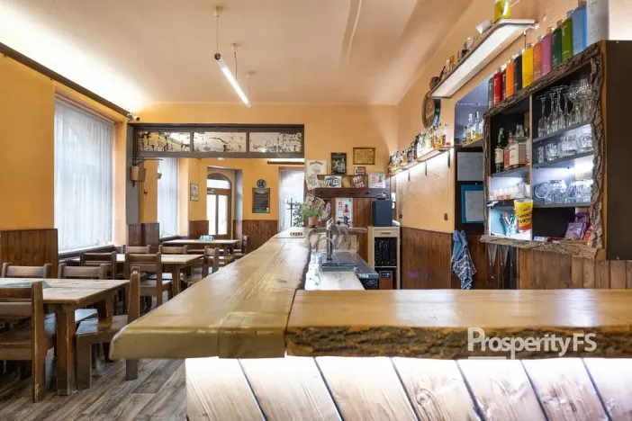 Prodej obchodního prostoru, Děčín - Děčín IV-Podmokly, Bezručova, 143 m2