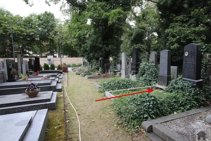 Prodej - jiné, Praha - Smíchov, U smíchovského hřbitova, 2 m2