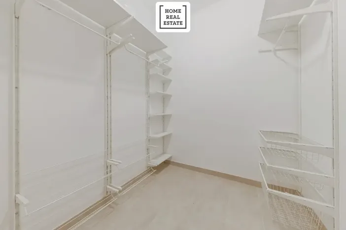 Pronájem bytu 1+kk, Praha - Strašnice, Zvěřinova, 48 m2