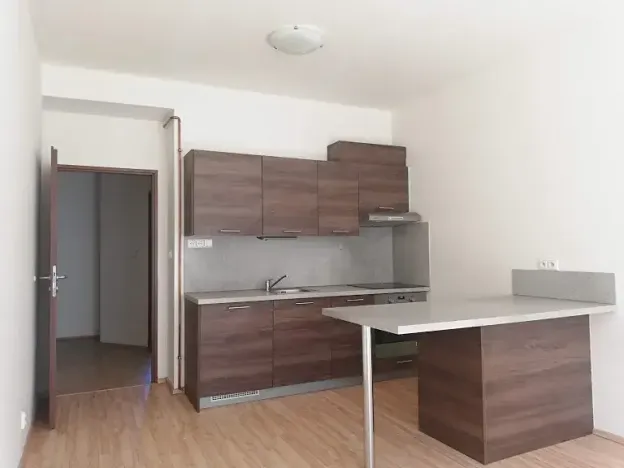 Pronájem bytu 2+kk, Praha - Strašnice, Černokostelecká, 47 m2