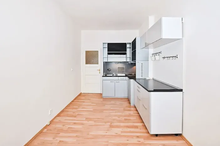 Pronájem bytu 2+kk, Praha - Nusle, U křížku, 45 m2