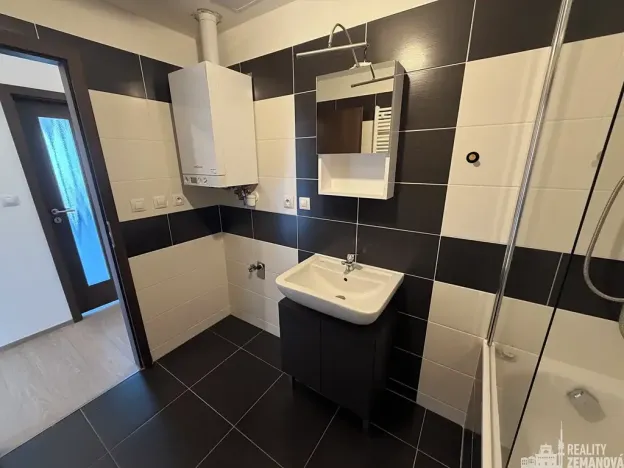 Pronájem bytu 3+kk, Praha - Miškovice, Vrátenská, 87 m2