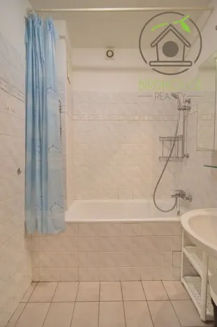 Pronájem bytu 2+1, Praha - Staré Město, Betlémské náměstí, 75 m2