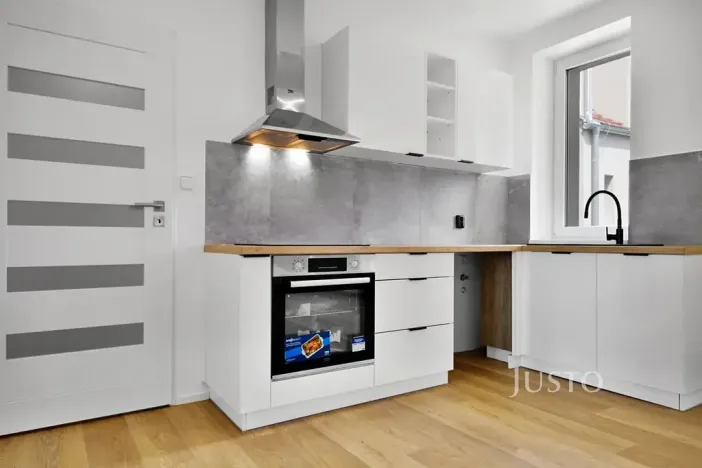 Pronájem bytu 2+kk, Děčín, Plzeňská, 64 m2