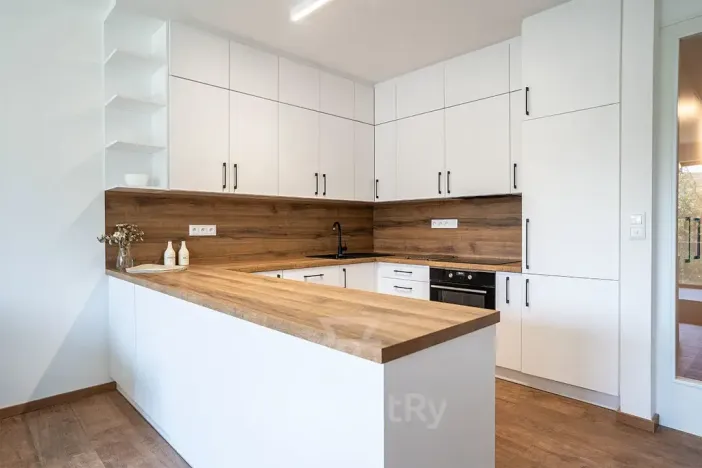 Pronájem bytu 2+kk, Hradec Králové, Pálenecká, 60 m2