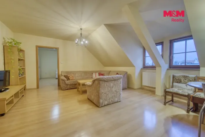 Pronájem bytu 4+kk, Bor, náměstí Republiky, 122 m2