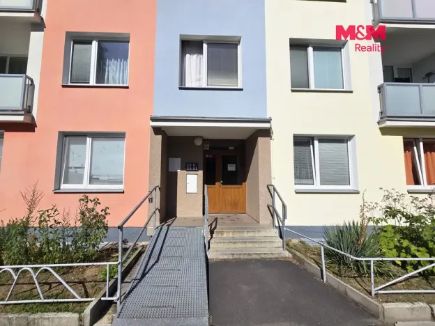 Pronájem bytu 1+kk, Cheb, Palackého, 20 m2