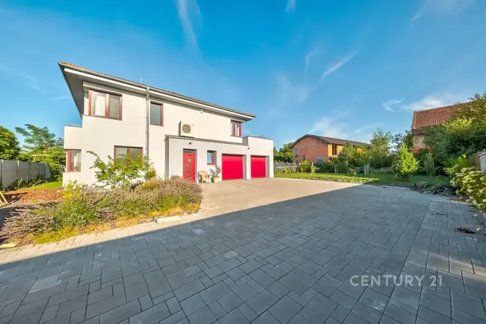 Prodej rodinného domu, Bašť, Břežanská, 246 m2