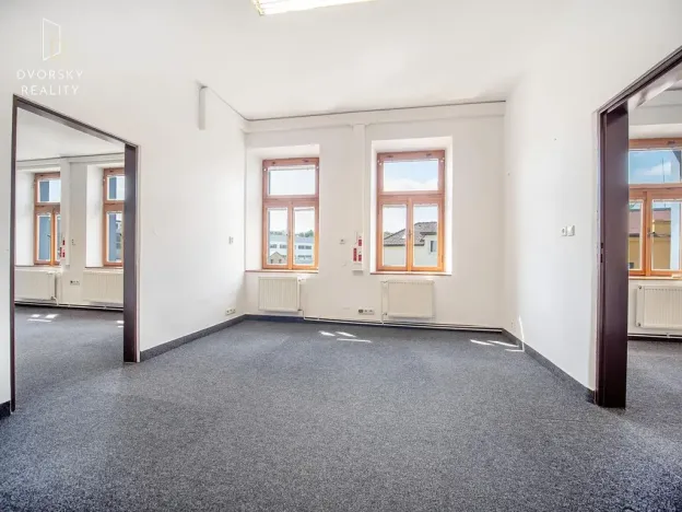 Prodej kanceláře, Mladá Boleslav, Ptácká, 305 m2