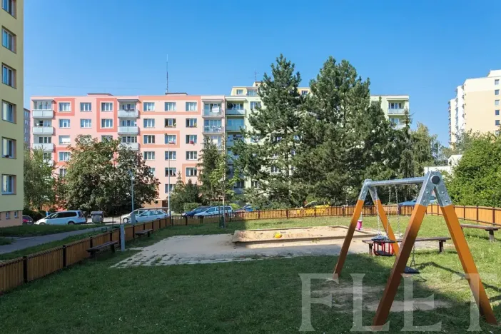 Prodej bytu 2+kk, Praha - Kamýk, Zvolská, 35 m2