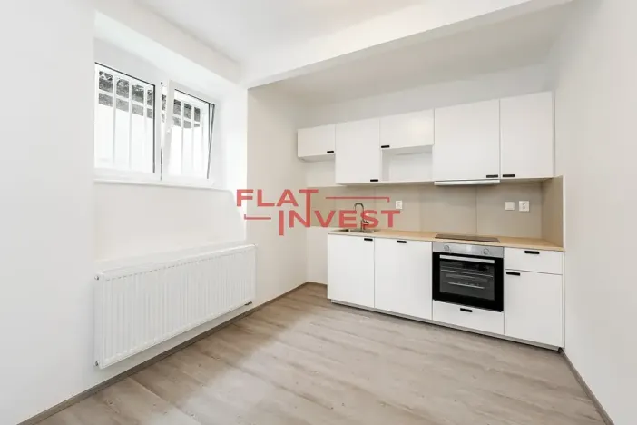 Pronájem bytu 1+kk, Praha - Vokovice, Kladenská, 21 m2
