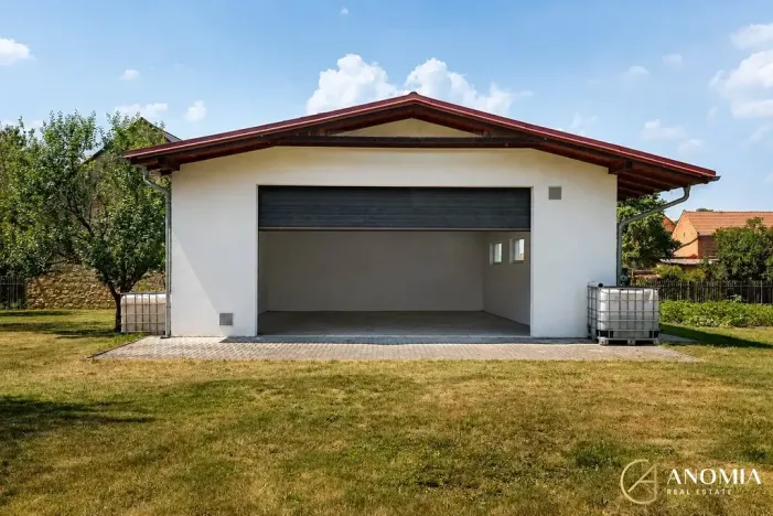 Prodej rodinného domu, Tučín, 332 m2