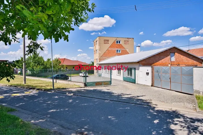 Prodej výrobních prostor, Čehovice, 1210 m2