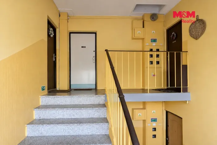 Prodej bytu 1+1, Karlovy Vary - Drahovice, Gagarinova, 37 m2