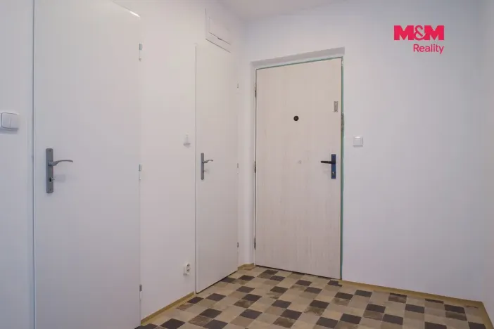Pronájem bytu 2+1, Cheb, Osvobození, 56 m2
