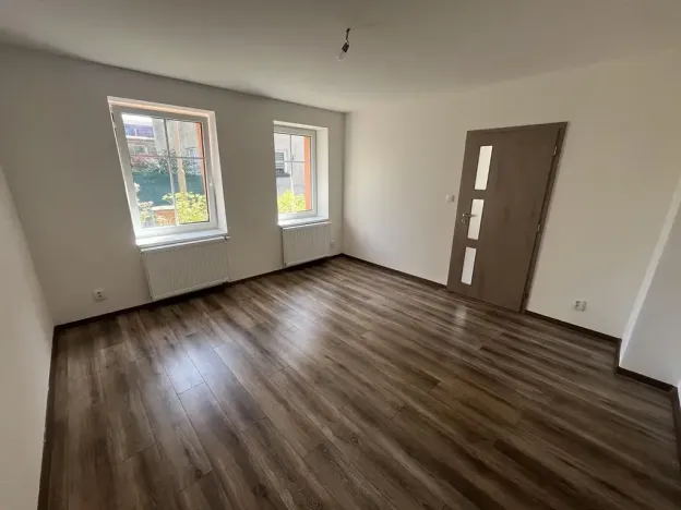 Pronájem bytu 2+1, Liberec, Na Srázu, 76 m2
