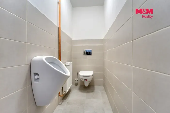 Pronájem obchodního prostoru, Plzeň - Lobzy, Blatenská, 360 m2