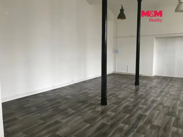 Pronájem obchodního prostoru, Brandýs nad Labem-Stará Boleslav - Brandýs nad Labem, Královická, 150 m2