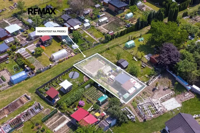 Prodej zahrady, Rybitví, 260 m2