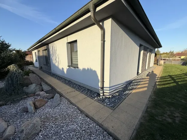 Prodej rodinného domu, Klešice, 212 m2