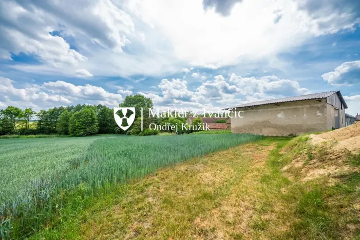 Prodej pozemku, Medlice, 550 m2