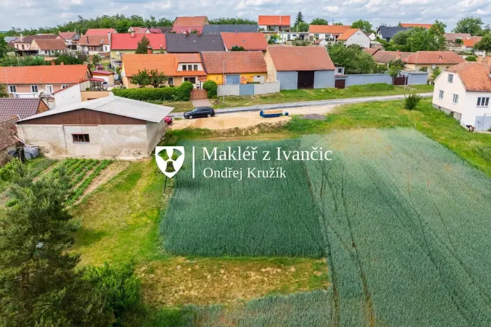 Prodej pozemku, Medlice, 550 m2