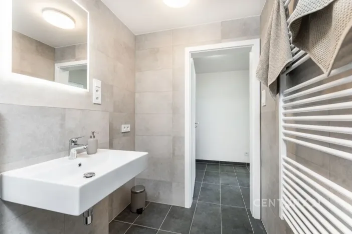 Prodej bytu 1+kk, Praha, 28 m2