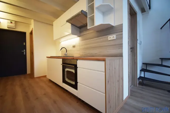 Pronájem bytu 2+1, Teplice, Českobratrská, 53 m2