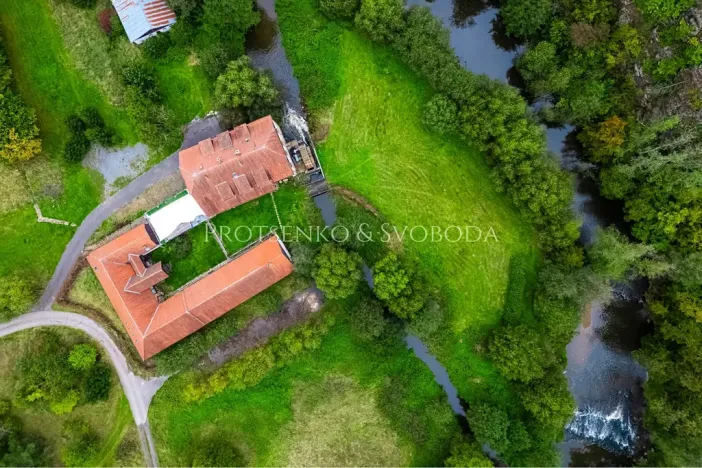 Prodej ubytování, Červená Lhota, 1220 m2