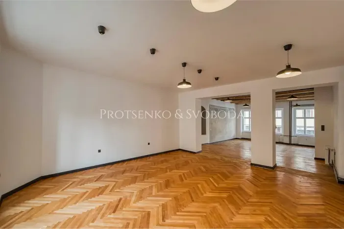 Pronájem kanceláře, Třebíč, Hasskova, 127 m2
