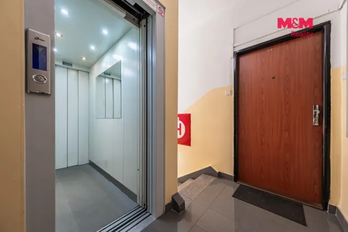 Prodej bytu 2+1, Praha, Krumlovská, 51 m2