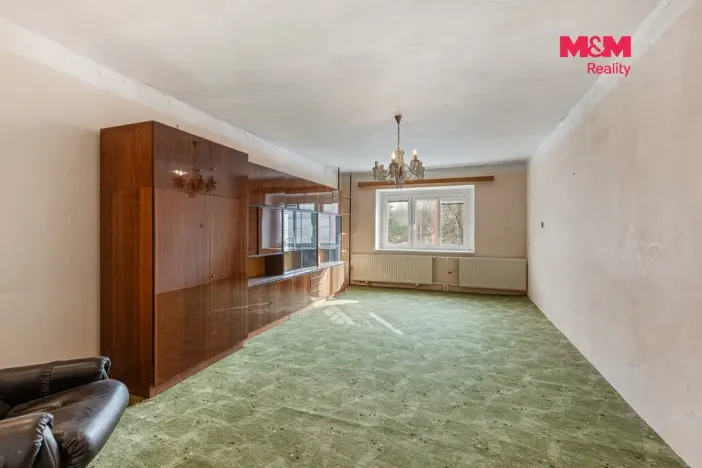 Prodej rodinného domu, Líšťany, Zlatá Ulička, 272 m2