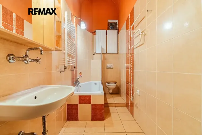 Prodej domu, Ježovy, 700 m2