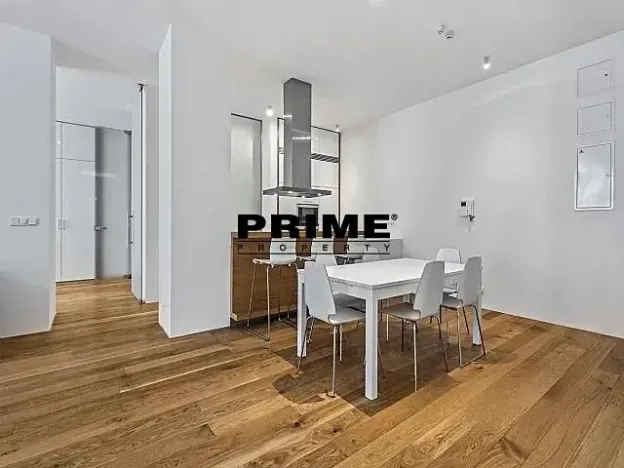 Pronájem bytu 3+kk, Praha - Vinohrady, Laubova, 109 m2