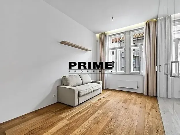 Pronájem bytu 3+kk, Praha - Vinohrady, Laubova, 109 m2