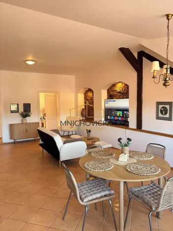 Pronájem bytu 3+kk, Žebrák, Náměstí, 87 m2
