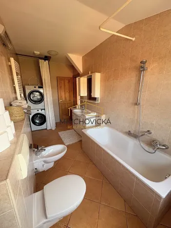 Pronájem bytu 3+kk, Žebrák, Náměstí, 87 m2
