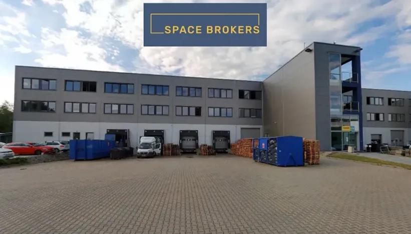 Pronájem skladu, Hradec Králové, Na Brně, 2500 m2