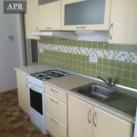 Pronájem bytu 1+1, Uherský Brod, Komenského, 38 m2