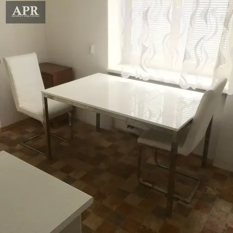 Pronájem bytu 1+1, Uherský Brod, Komenského, 38 m2