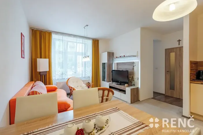 Pronájem bytu 2+kk, Brno, Kartouzská, 45 m2