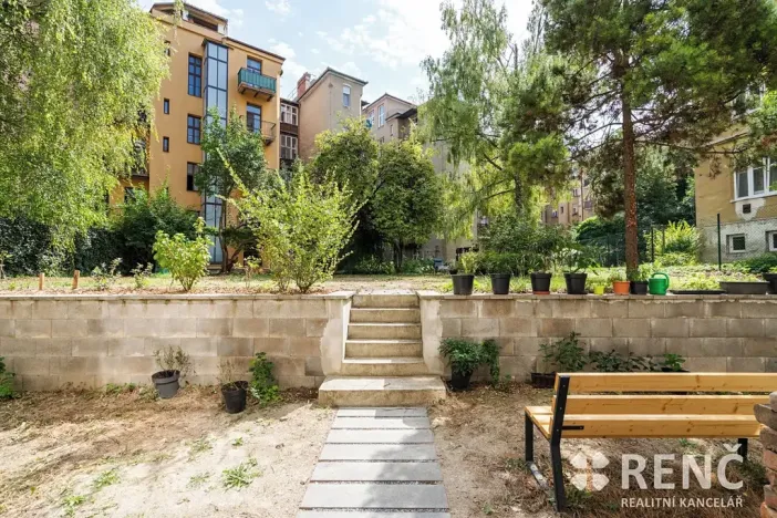 Pronájem bytu 2+kk, Brno, Kartouzská, 45 m2