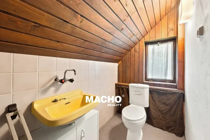 Prodej chaty, Mníšek pod Brdy, U Lípy, 118 m2