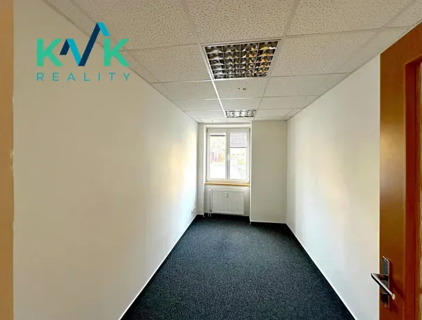 Pronájem obchodního prostoru, Ostrov, Hlavní třída, 160 m2