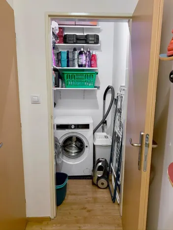 Pronájem bytu 2+kk, Praha - Vysočany, Pod Harfou, 56 m2